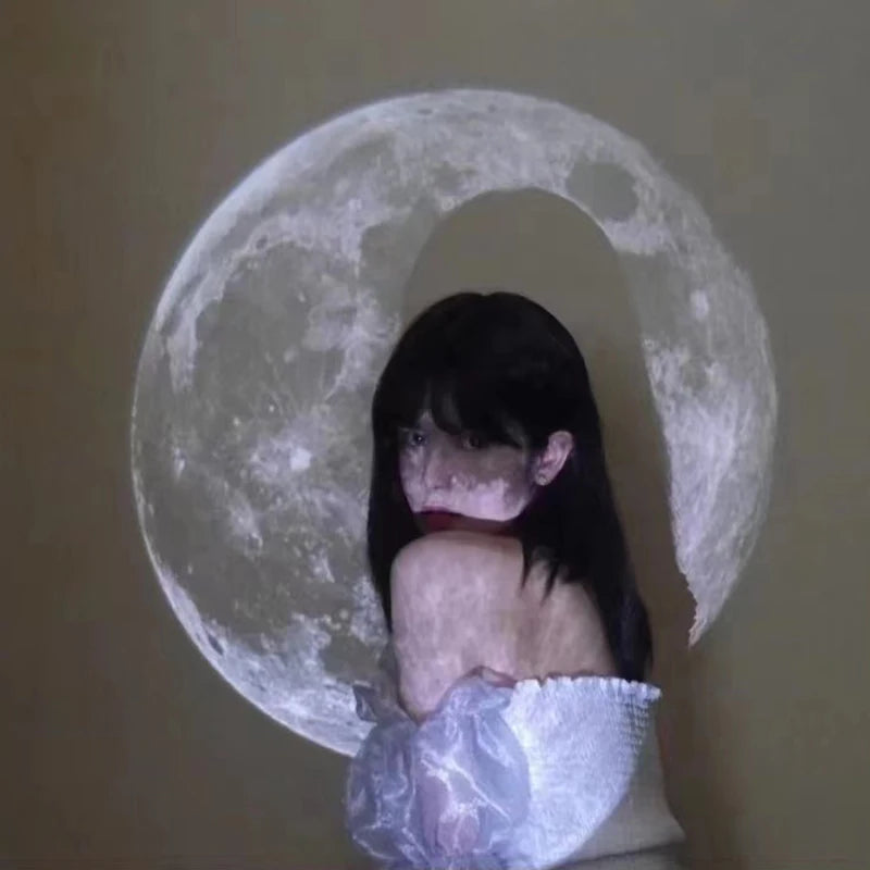 Luna Moon Table Lamp